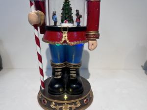 Globe de neige musical LED personnalisé en usine, décoration de Noël en résine avec son et lumière, OEM MOQ 300 - Product Image 4