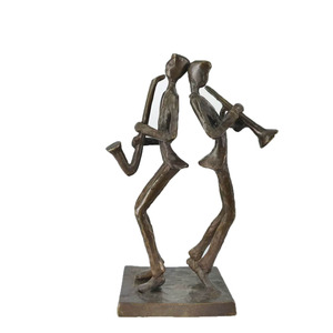 Sculpture vintage en fonte représentant un duo de saxophonistes et trompettistes abstraits, ornement décoratif pour bureau, salle d'étude, ou comme cadeau. - Product Image 5