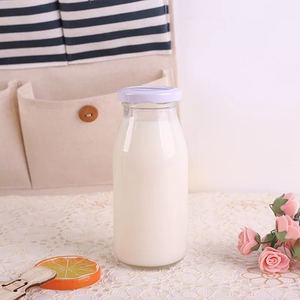 Vuelos con textura fina tamaño presionado violonchelo en forma para el batido de leche de vidrio de botella de vidrio - Product Image 5
