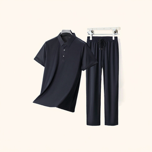 ชุดกีฬาฤดูร้อนผู้ชายแบบสั่งทำพิเศษจากโรงงาน (OEM) ผ้าแห้งเร็ว แขนสั้น ทรงหลวม สไตล์ลำลอง สองชิ้น ปกเสื้อแบบปกเชิ้ต ไซส์ใหญ่ ผ้าไหมน้ำแข็ง - Product Image 3