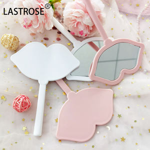 Espejo de Maquillaje al por Mayor, Estilo Beso, con Mango, Personalizable con su Logotipo, Espejo con Forma de Labios para Aplicar Cosméticos - Product Image 6