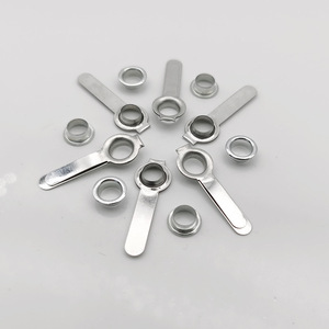 Clips et œillets métalliques plats en nickel brillant pour dossiers et accessoires de classement - Product Image 4