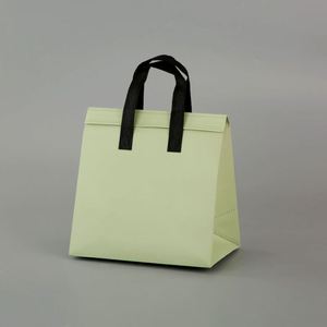 Sac isotherme non tissé imperméable pour supermarché, multi-spécifications, laminé épaissi pour emballage de plats à emporter et de restauration - Product Image 1