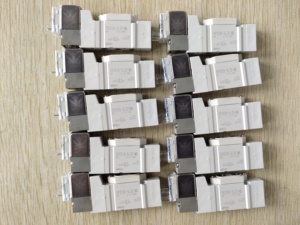 ขดลวด SY5120-5MOZ-01วาล์วขดลวด SY3120-5LOU-C4-Q SY3120-5LOU-C4-Q วาล์วโซลินอยด์ <span class=keywords><strong>SMC</strong></span> SY3120-5LDZ-C6 SY3120-5LDZD-C6 - Product Image 4