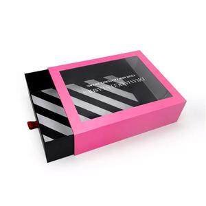 กล่องของขวัญใส่วิกผมและผ้าซาติ<span class=keywords><strong>น</strong></span>สำหรับต่อผมชุดเดรสใส่วิกกางเกงใส่โลโก้แบบหรูหราออกแบบได้ตามต้องการ - Product Image 5