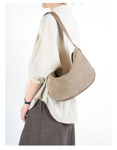 กระเป๋าสะพายไหล่ผู้หญิงสไตล์เรโทร แฟชั่นหนังกลับ กระเป๋าถือความจุมาก กระเป๋าสะพายข้าง ให้ความรู้สึกพรีเมียม กระเป๋าถือสำหรับผู้หญิงสุดหรู - Product Image 1