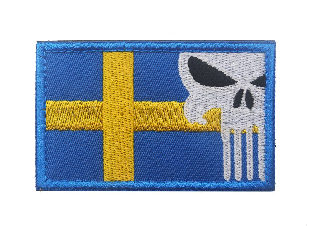 06 punitore + bandiera