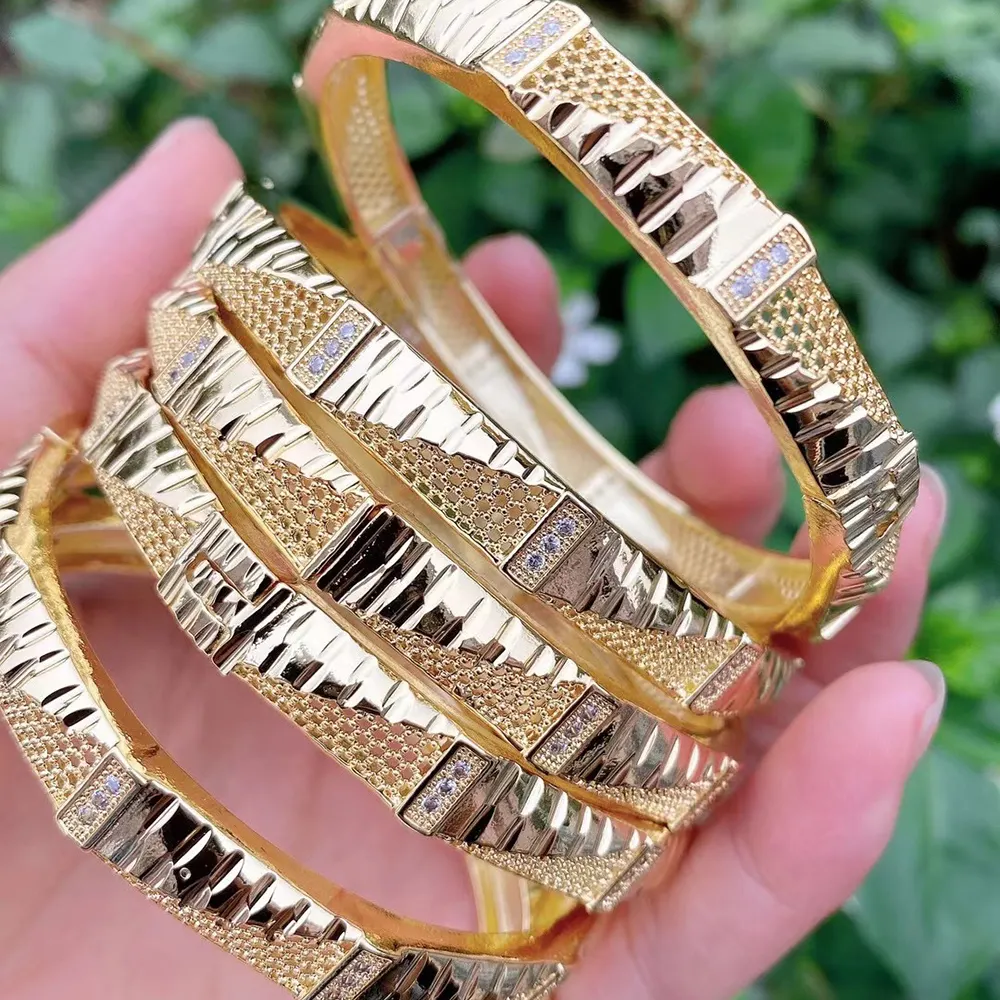 Nouvelle italie design luxe zircone cubique 24K plaqué or pierres précieuses femmes manchette cuivre bracelets jonc