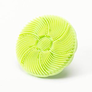 Brosse de nettoyage et de massage en silicone manuelle pour bébé avec shampoing – Ensemble de salle de bain - Product Image 2
