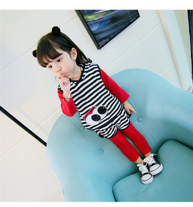 Ropa Infantil Española, Diseño de Empaque para Camisetas y Conjuntos de Leggings de Marca Privada - Product Image 2