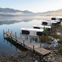 Maison capsule moderne entièrement meublée, pod modulaire démontable avec salle de bain pour projet hôtelier de station balnéaire