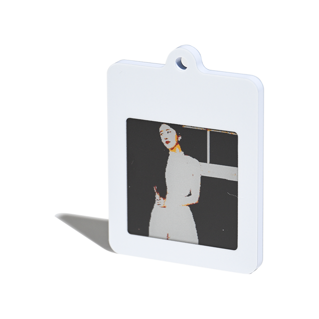 1.54 Inch Android Ios App Nfc Eink Epaper White Label Smart Unique Keychain for Photo Display