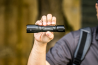 Lampe torche LED T7L longue portée 1 km avec laser pour la chasse et application tactique