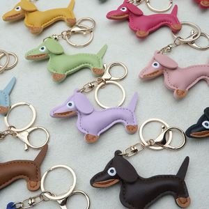 Porte-clés en cuir Teckel très populaire, mini-porte-clés chiot mignon de dessin animé, breloques de sac, accessoires décoratifs tendance - Product Image 2