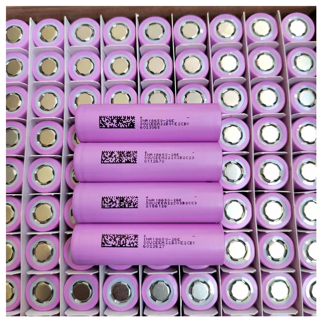 Hot bán giá rẻ giá dmegc một lớp 18650 26e 2600mAh pin lithium ion 1000 chu kỳ 3C 5C có thể sạc lại 18650 Li Ion pin