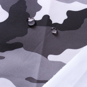 Tissu en polyester nylon Taslan Twill <span class=keywords><strong>Mike</strong></span> Color 380D, matériau extérieur enduit imperméable et respirant pour veste et vêtements d'extérieur - Product Image 5