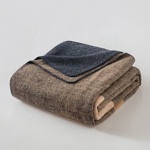 <span class=keywords><strong>MANTA</strong></span> DE <span class=keywords><strong>LANA</strong></span> AUSTRALIANA <span class=keywords><strong>VIRGEN</strong></span> <span class=keywords><strong>PURA</strong></span> CON PATRÓN DE TARTÁN DE LUJO, CÁLIDO, TRANSPIRABLE, SUAVE - Product Image 2