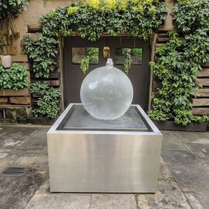 Décoration <span class=keywords><strong>de</strong></span> <span class=keywords><strong>jardin</strong></span> Fontaine d'eau extérieure Globe Boule creuse Fontaine sphère acrylique pour patio, parc, cour avant Décoration - Product Image 3