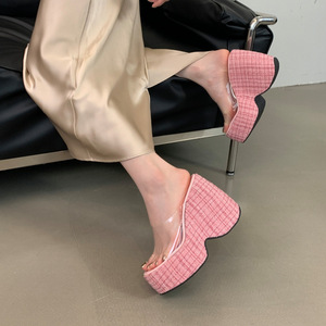 รองเท้าแตะส้นตึกแบบหนา สไตล์แฟชั่นฤดูร้อนปี 2026 สำหรับใส่กลางแจ้ง รองเท้าส้นสูงแบบใสสำหรับผู้หญิง - Product Image 1