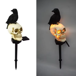 Luz Solar Decorativa para Jardín de Halloween, con Diseño de Calavera y Cuervo, para Patio y Paisaje - Product Image 2