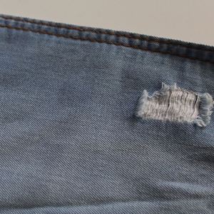 2024 última venta caliente de lujo barato al por mayor de mezclilla de algodón de los hombres hacen viejo agujero jeans chaqueta de los hombres - Product Image 3