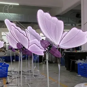 सड़क गाइड फ्री-स्टैंडिंग स्वचालित उद्घाटन और समापन चमकदार तितली के लिए चमकदार तितली पेंडेंट