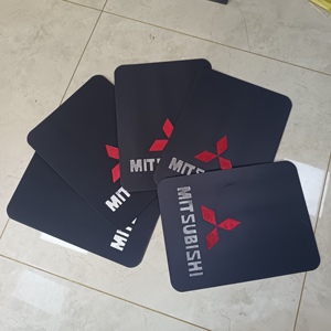 Nuevas Guardabarros <span class=keywords><strong>de</strong></span> Goma Impermeables con Logotipo Personalizado <span class=keywords><strong>de</strong></span> la Marca JINHU, Garantía <span class=keywords><strong>de</strong></span> 1 a 3 Años para Remolques, Automóviles, Camiones y Guardafangos - Product Image 5