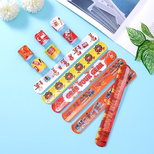 Bracelet en PVC imprimé motif camion de pompiers, protection incendie, cadeau échange étudiant, dessin animé <span class=keywords><strong>pop</strong></span>, pour l'approvisionnement transfrontalier - Product Image 1