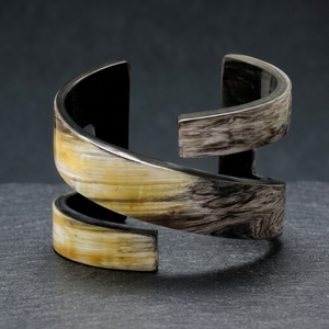 Pulsera Infantil de Cuerno de Búfalo Natural Ecológico de Vietnam, Color Natural, Linda y a la Moda, Tamaño Personalizable, para Aniversario, Venta al por Mayor - Product Image 3