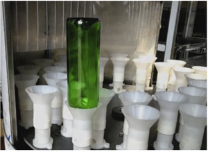 Roterende Glazen Waterparfumfles Spoelreinigingsapparatuur Plastic Wasrecyclingmachine