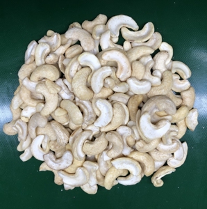 เมล็ดมะม่วงหิมพานต์ทั้งดิบและสดใหม่และเสียเกรดสูงสำหรับขนมขบเคี้ยว - Product Image 6