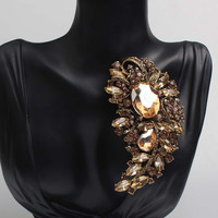 Broches de luxe pour femmes, grandes broches brillantes en strass, couleur unie, cristaux exquis, bijoux pour fêtes et banquets, badges pour dames