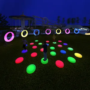 Parco divertimenti per bambini incandescente interattivo Led piastrelle per pavimento gioco di lusso per feste luci sensibili Led pista da ballo