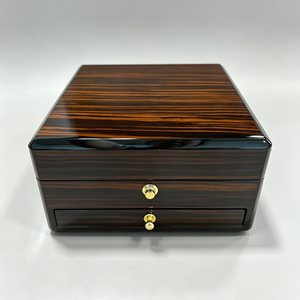 Boîte à montres carrée en bois grainé noir avec tiroir et doublure en faux daim - Product Image 3
