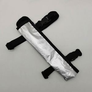 Éventail réfléchissant grand format 33 cm (13 pouces) avec étui, accessoires pour tenues Pride et soirées Rave, en tissu polyester brillant, logo personnalisé, portable - Product Image 5