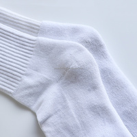 Chaussettes de sport brodées pour jeunes hommes, respirantes, écologiques, à séchage rapide, pour la course à pied au printemps
