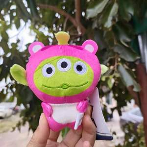 Lindo Peluche de Oso Verde Alienígena de Tres Ojos con Fresa Rosa, Divertido Muñeco de Peluche de Hamburguesa, <span class=keywords><strong>Mini</strong></span> Colgante de 12CM para Llavero y Mochila - Product Image 4