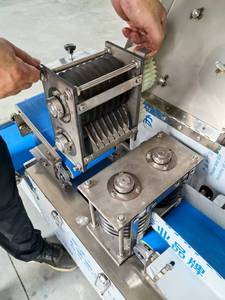 เครื่องหั่นเนื้ออเนกประสงค์ไก่เนื้อหมูแพะสำหรับหั่นเต้านมหั่นเป็นชิ้นเล็กๆ - Product Image 4