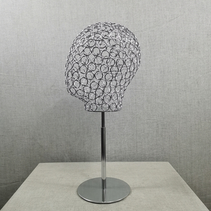 Cabeza de maniquí modelo de malla de alambre de metal al por mayor, cabezas de Maniquí de metal dorado, anillo de hierro de alambre, cabeza de maniquí femenino de <span class=keywords><strong>cristal</strong></span> - Product Image 4