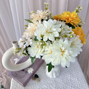 Bouquet de dahlias artificiels Queyiyi, 9 branches, arrangement de fleurs en soie pour mariage et décoration intérieure - Product Image 4
