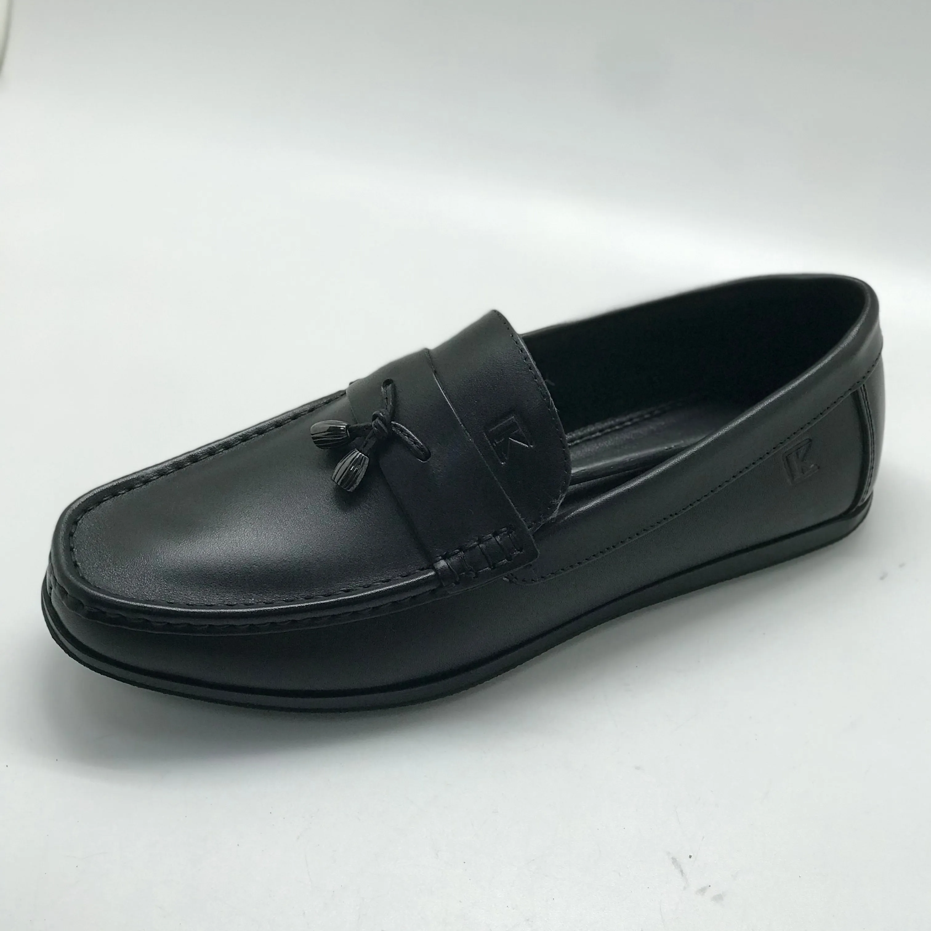 Hot Selling china factory tassel Loafers high quality leather shoes Dress Party Casual Luxury dress shoes for men 2023