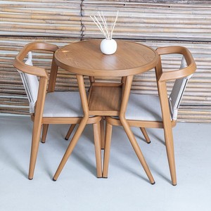 Mesas <span class=keywords><strong>y</strong></span> <span class=keywords><strong>sillas</strong></span> pequeñas <span class=keywords><strong>para</strong></span> <span class=keywords><strong>terraza</strong></span> al aire libre, muebles sencillos <span class=keywords><strong>de</strong></span> lujo <span class=keywords><strong>para</strong></span> jardín, 3 piezas - Product Image 1