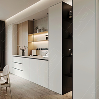 Buffet minimaliste en bois avec panneaux crème pour salle à manger, cuisine, salon |   Carte E0 |   Meubles de salon