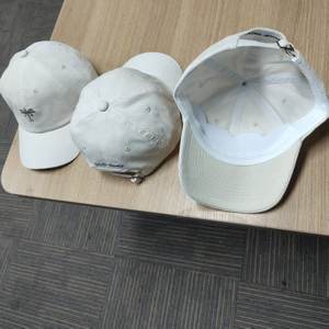 หมวกเบสบอลผ้าลูกฟูก6แผงไร้โครงสร้างหมวกปีกโค้งแบบสปอร์ตปรับได้สแนปแบ็กสำหรับขี่จักรยานปาร์ตี้กลางแจ้งโลโก้กำหนดเอง - Product Image 1