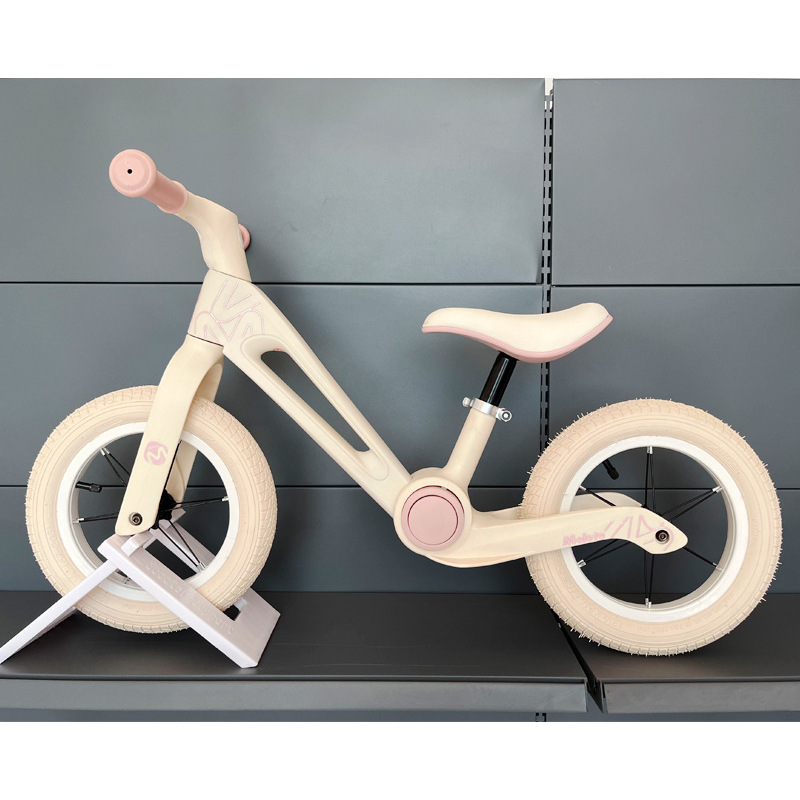 Roue gonflable rose de rêve