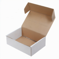 Boîte d'expédition blanche, boîte à courrier en carton ondulé blanc kraft, boîte cadeau pour l'emballage des petites entreprises