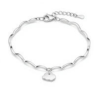 Bracelet à maillons personnalisé avec breloque nuage, chaîne ondulée, jonc, ton argenté, ton doré, ton or rose, bijoux de mode