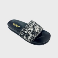 Sandales plates d'été pour femmes, tissées à la main, à fleurs marguerites, confortables, à enfiler, à bout ouvert, style bohème, pour la plage