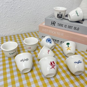 Taza de Té Árabe Personalizada de Fábrica, Taza de Espresso con Logotipo en Relieve OEM, Taza de Cerámica con Borde Dorado Sin Asa - Product Image 2