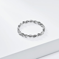 Bijoux minimalistes en acier inoxydable étanche 18K or corde torsadée anneaux empilables pour les femmes